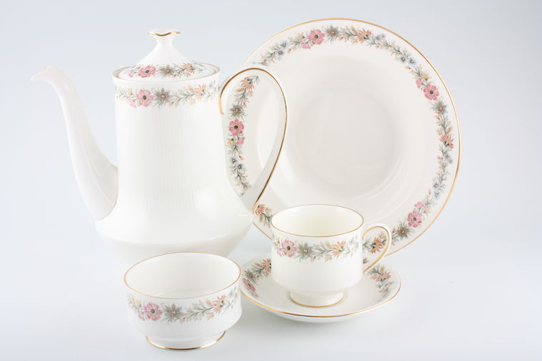 Royal albert china outlet patterns discontinued